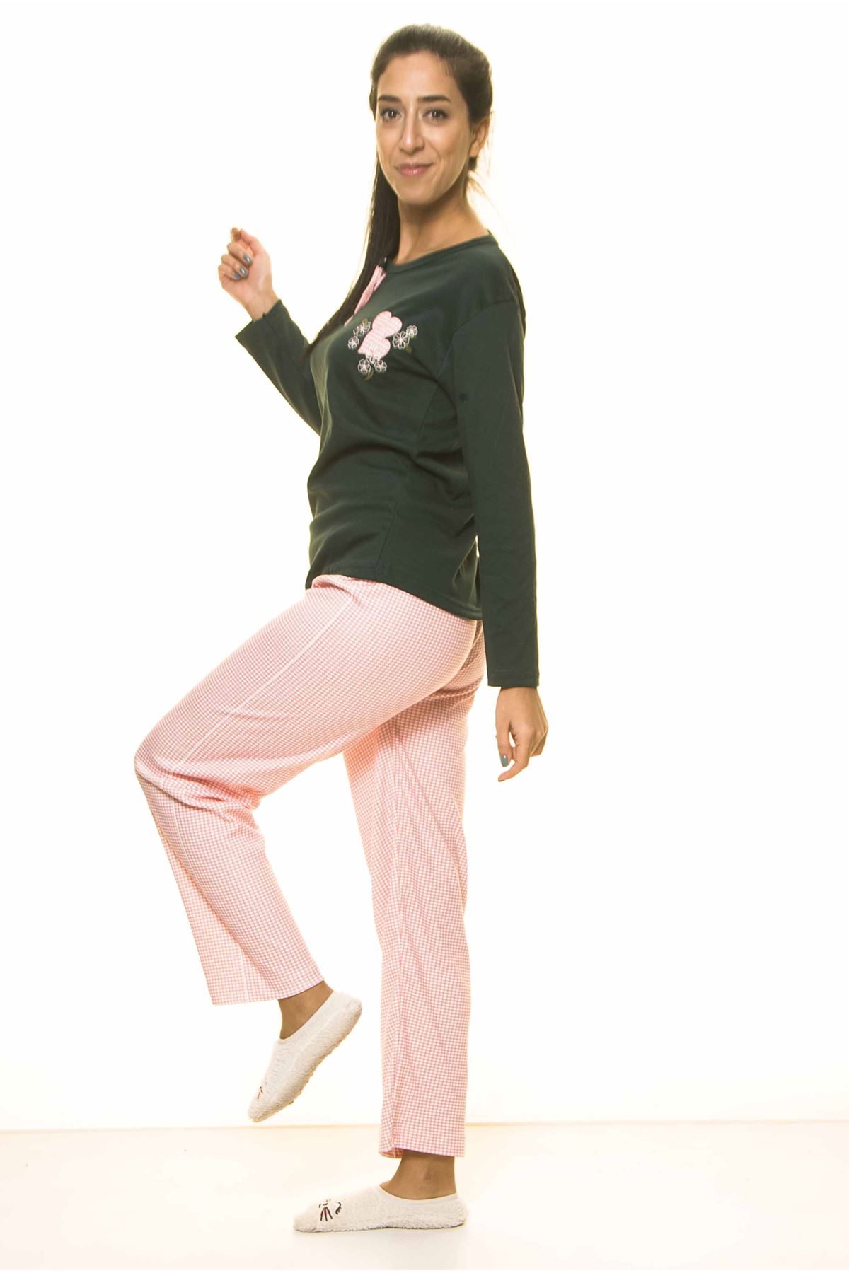 Kadın Yeşil Pembe Önü Düğmeli Uzun Kol Penye Pijama Takım 1C-2059