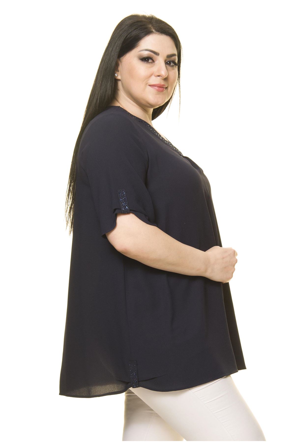Kadın Büyük Beden Lacivert Şifon Bluz  A6-3016