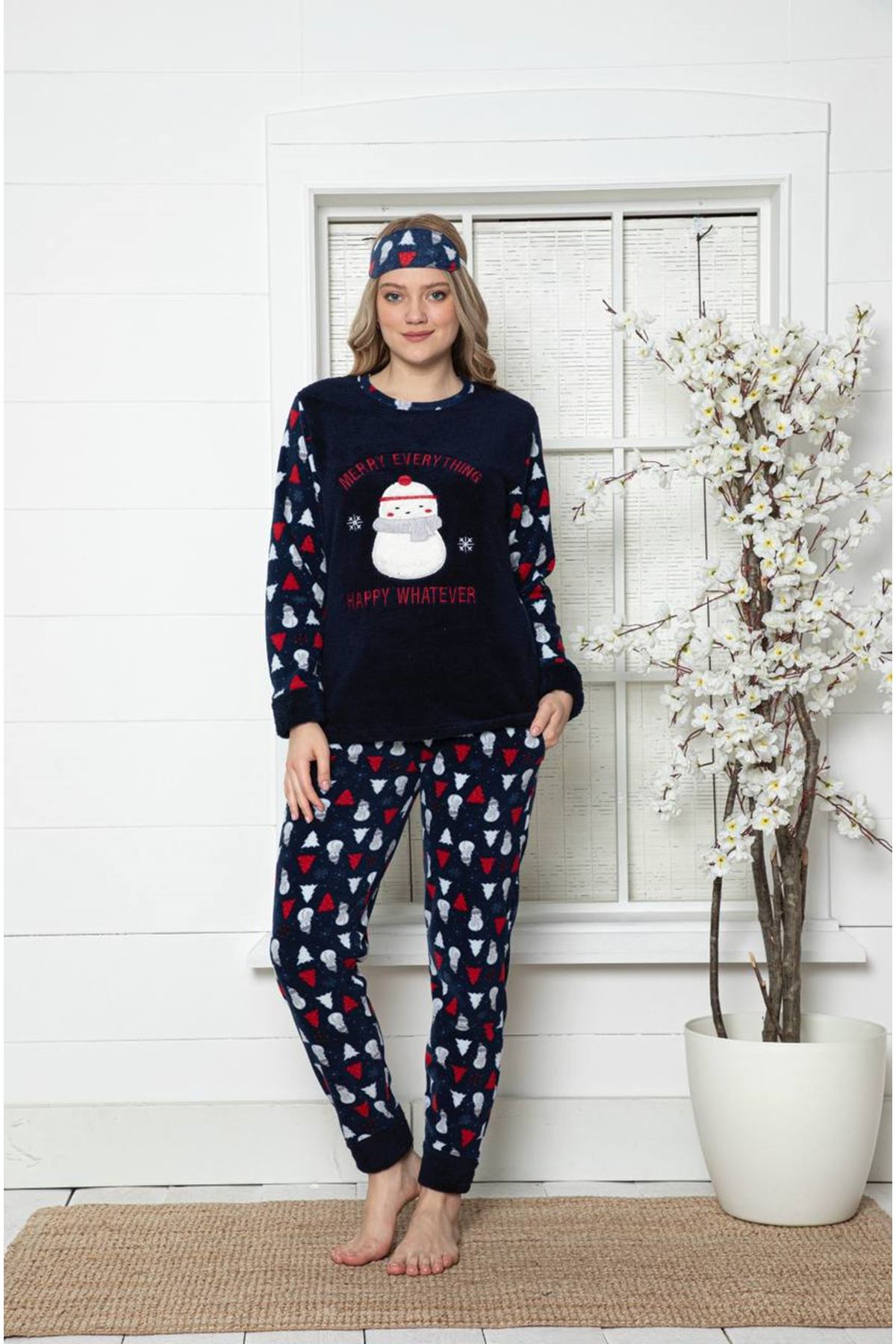 Kadın Yeniyıl Desenli Lacivert Kışlık Polar Pijama Takımı 9F-20002-1