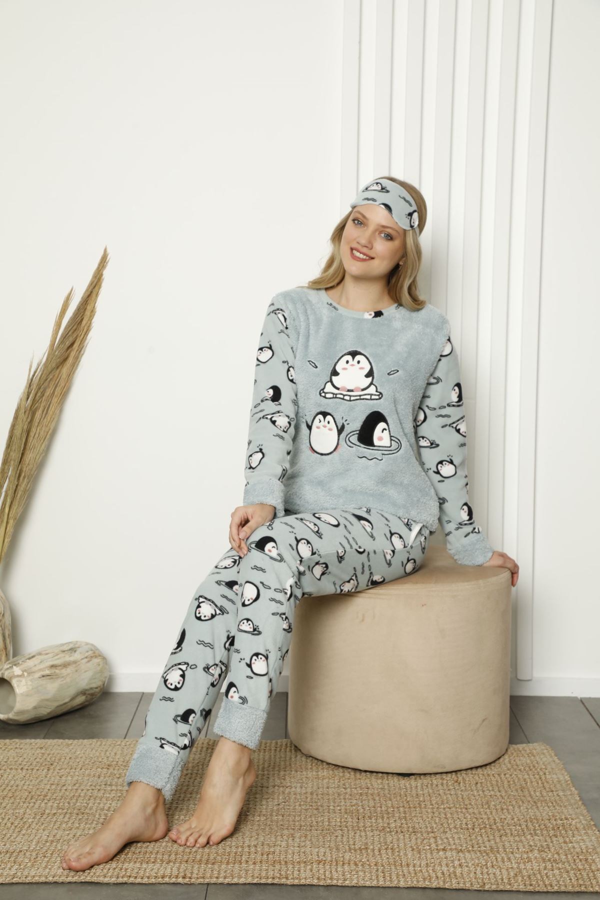 Kadın Mint Desenli Kışlık Polar Pijama Takımı 13E-20049-1