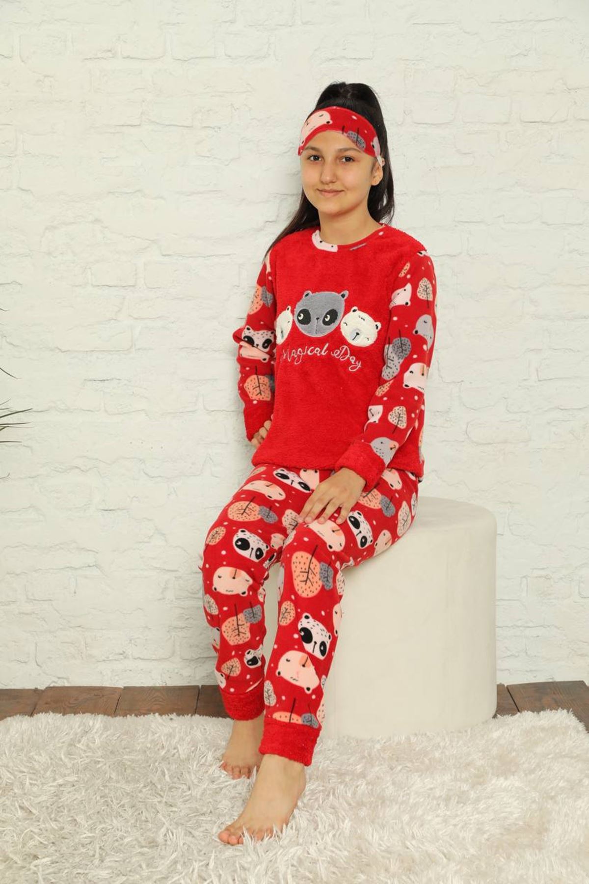 Kız Çocuk Kırmızı Desenli Kışlık Polar Pijama Takımı 13F-20024