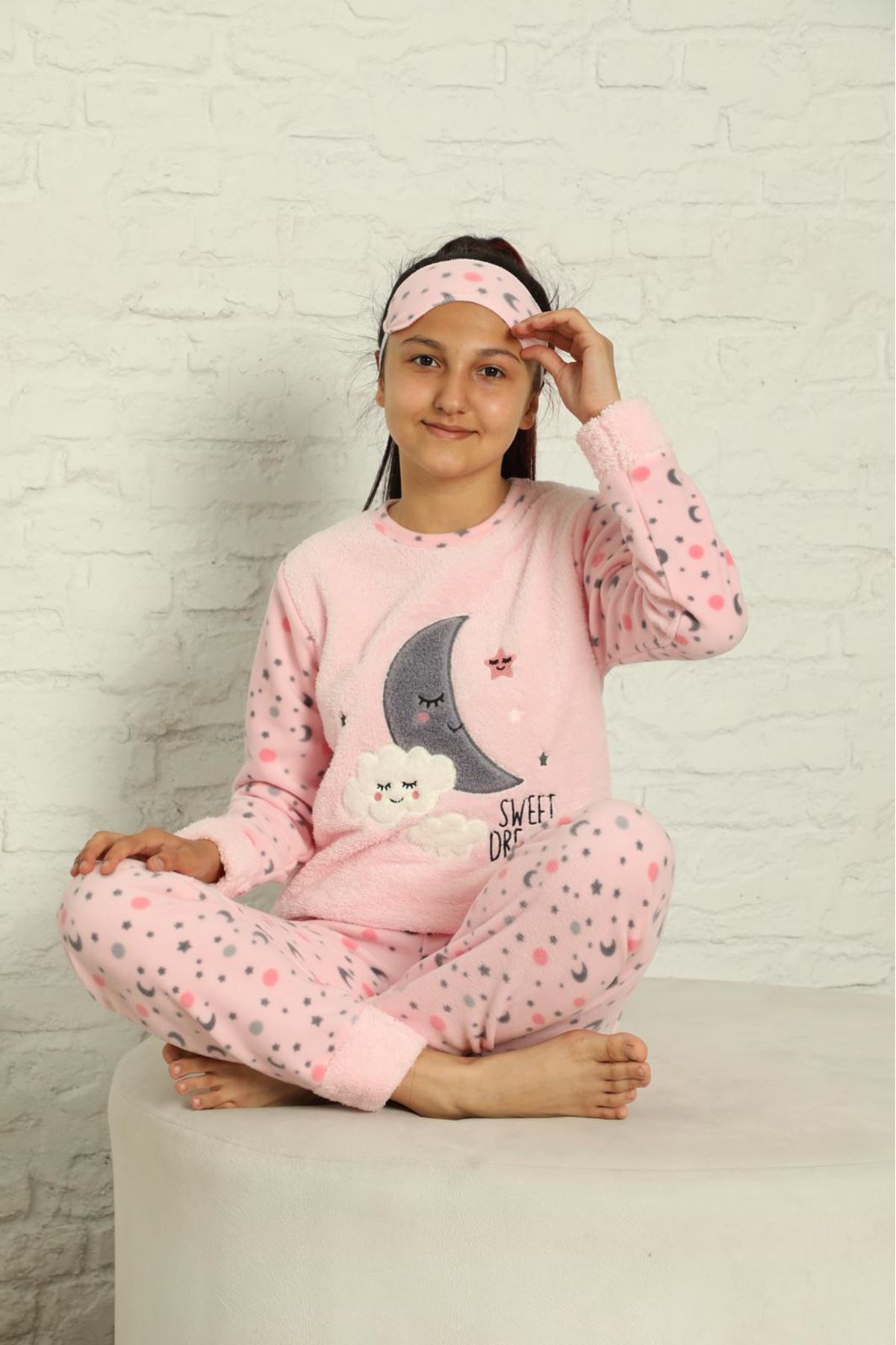 Kız Çocuk Pembe Desenli Kışlık Polar Pijama Takımı 13F-20040