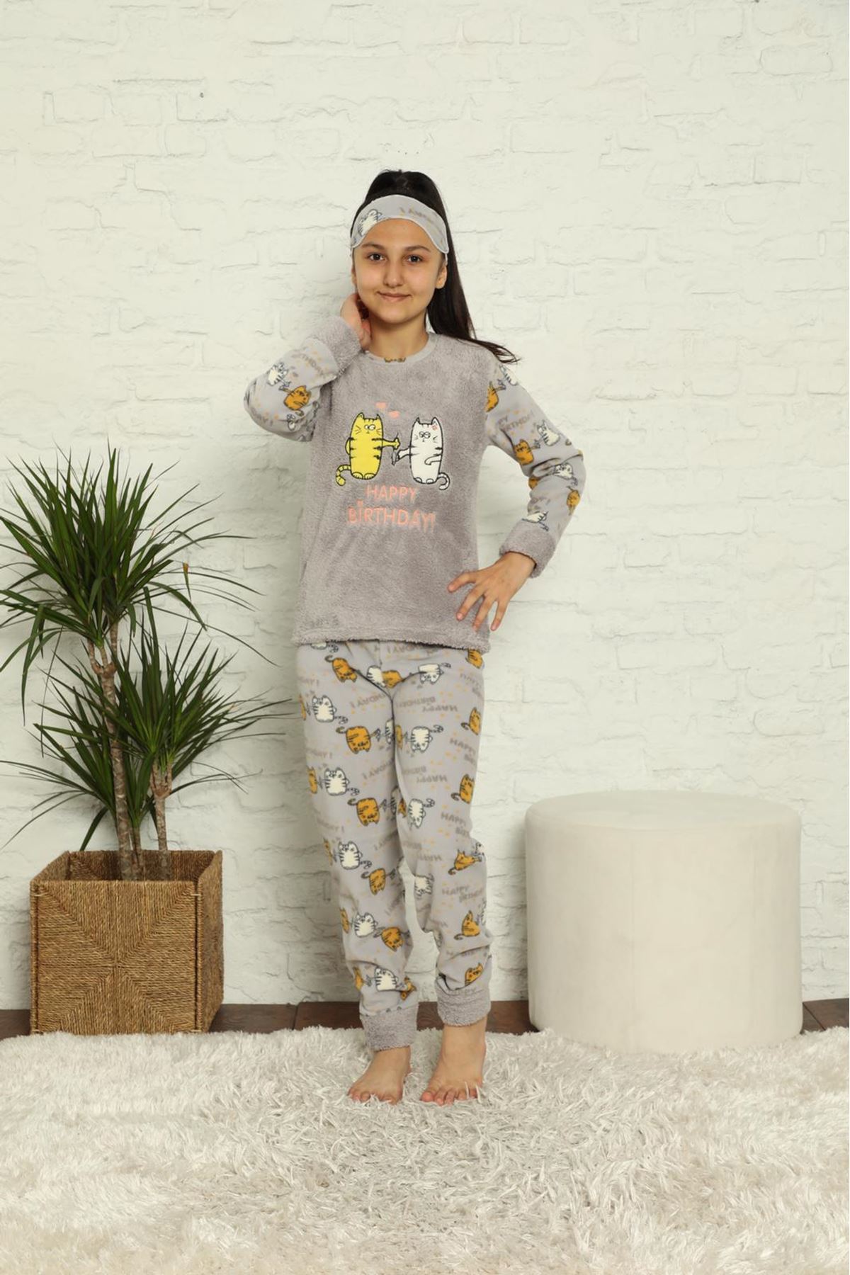 Kız Çocuk Gri Desenli Kışlık Polar Pijama Takımı 12F-20025