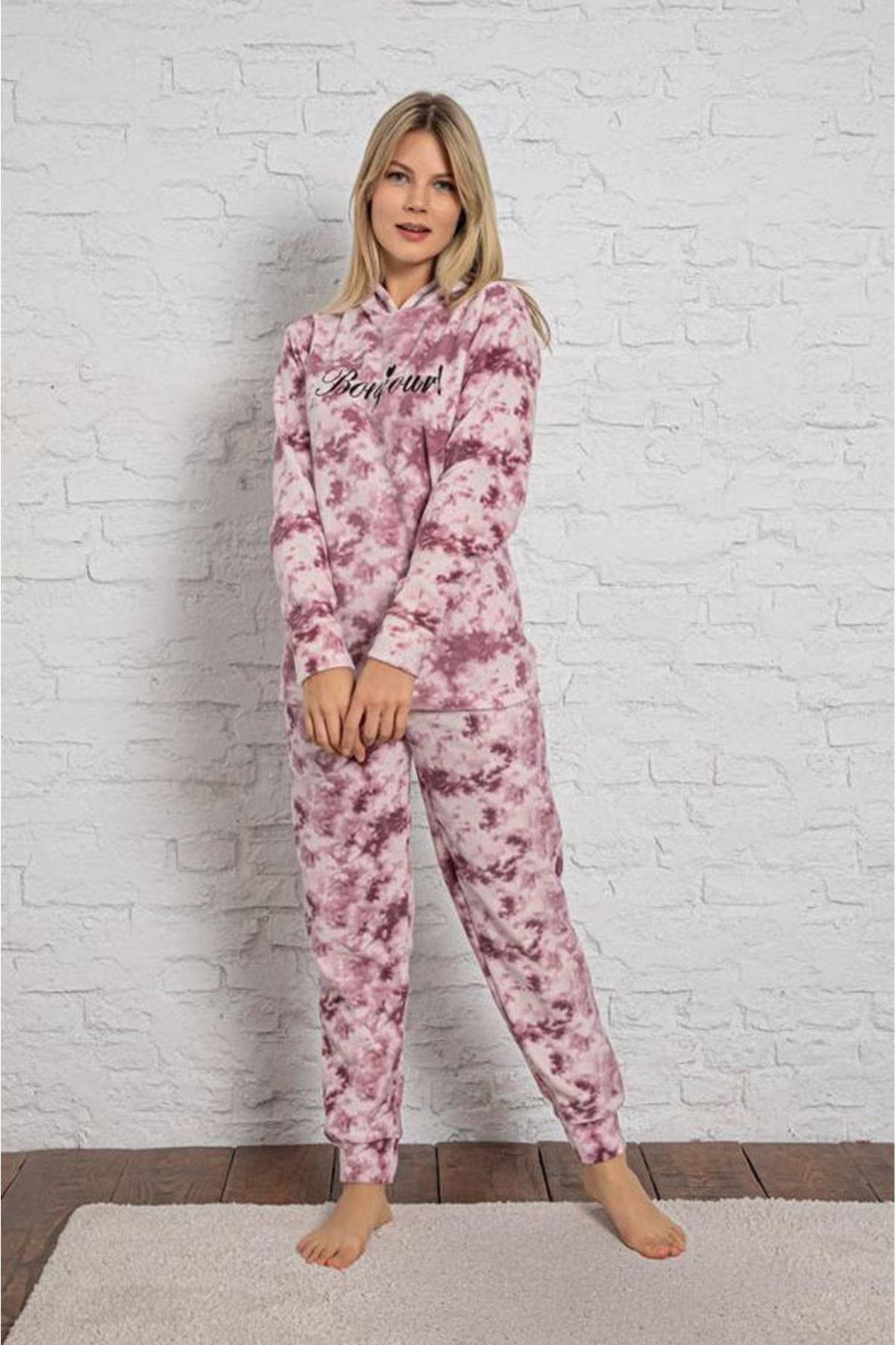 Kadın Pembe Desenli Kışlık Polar Pijama Takım 10K-3014-4