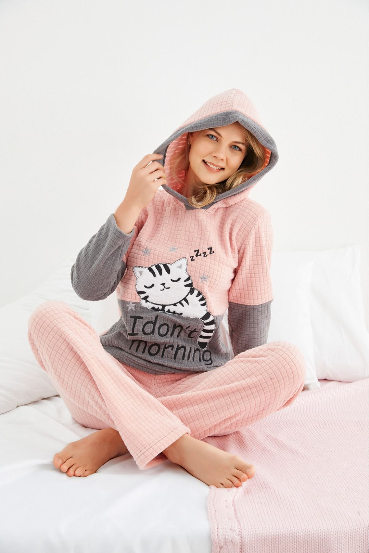 Kadın Desenli Kışlık Polar Pijama Takım 1C-4072