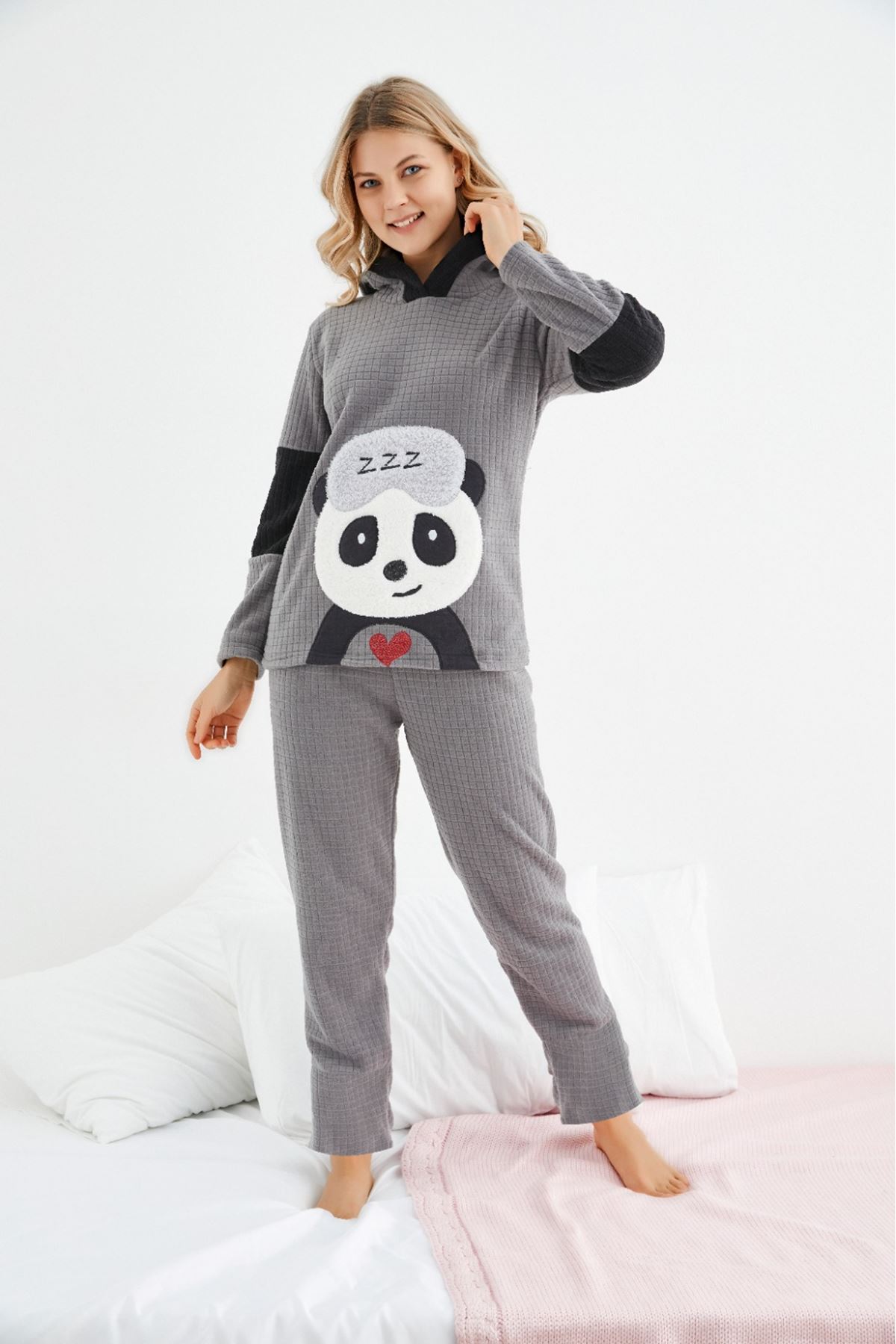 Kadın Desenli Kışlık Polar Pijama Takım 1D-4074