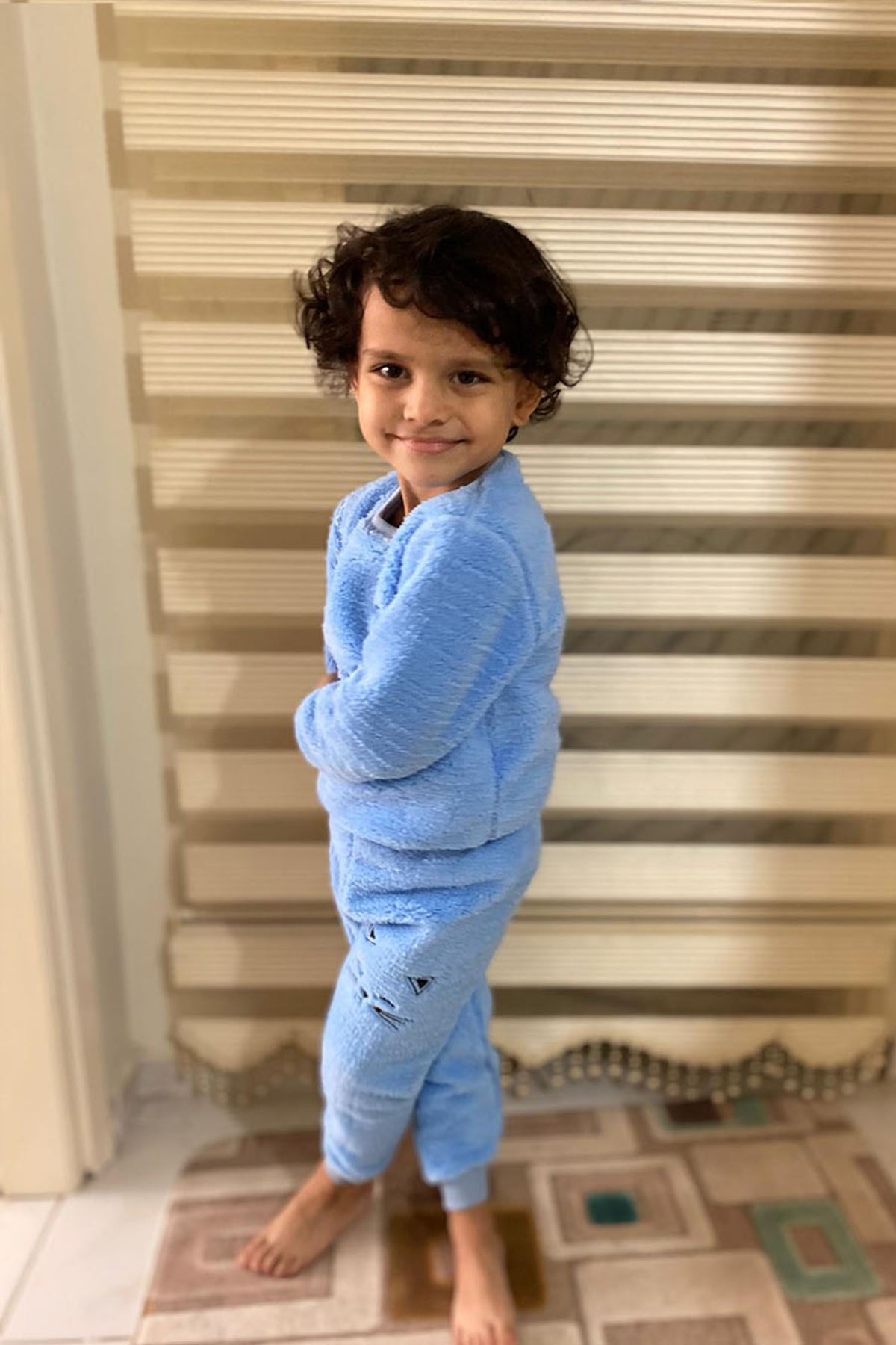 Çocuk Mavi Desenli Kışlık Peluş Pijama Takımı 1P-4082