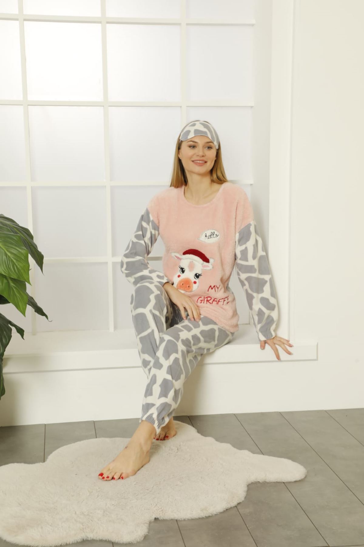 Kadın Desenli Kışlık Welsoft  Yumuşak Pijama Takım 18D-14210