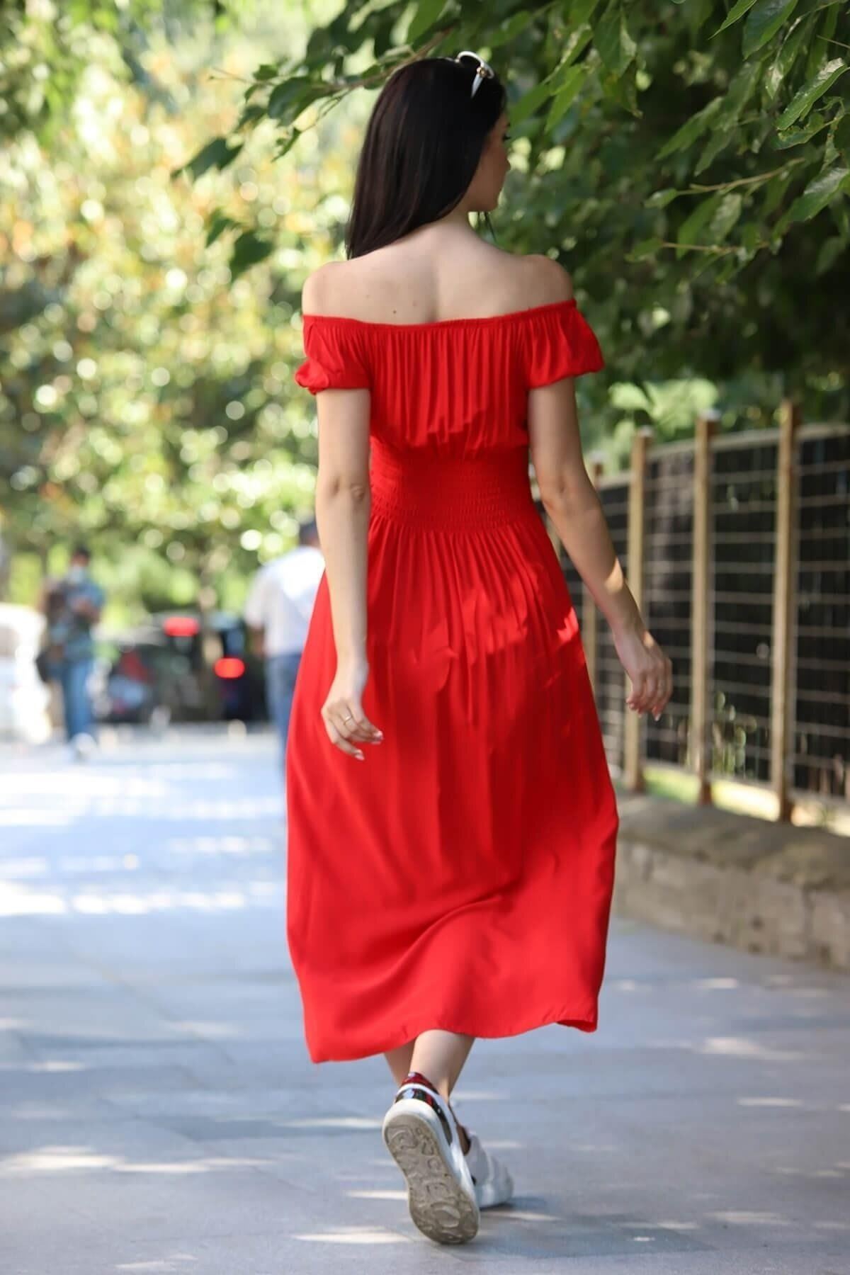 Kadın Madonna Yaka Gipeli Kırmızı Yazlık Uzun Elbise 12A-5072