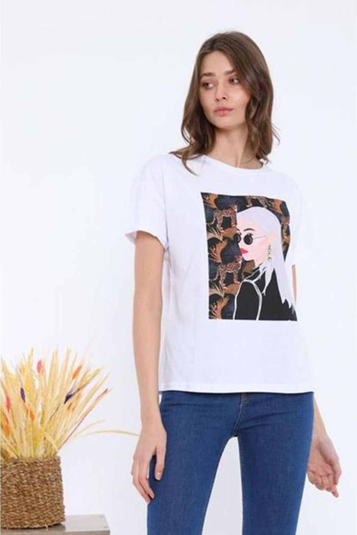 Kadın Beyaz Taş İşlemeli Pamuklu T-Shirt 4C-5034