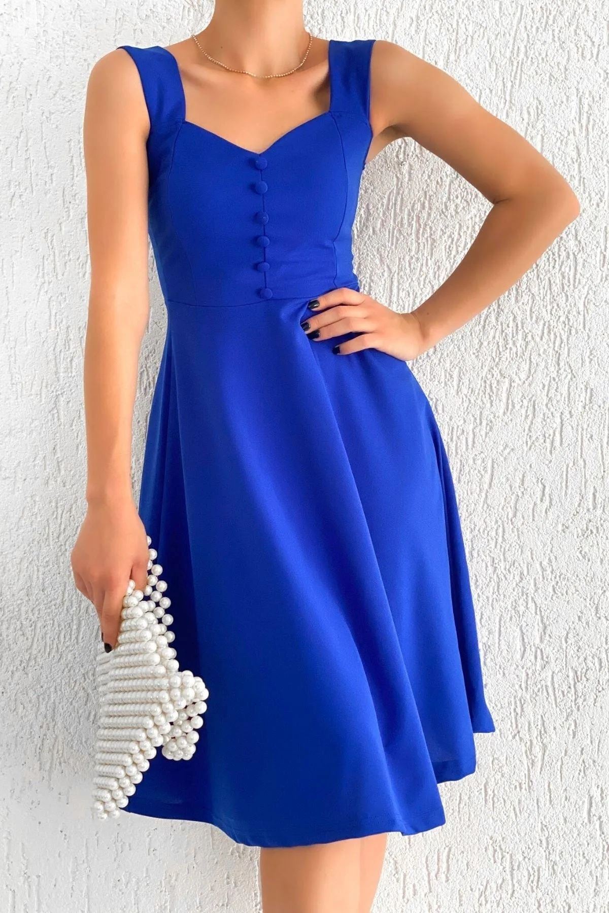 Kadın Saks Mavi Askılı Krep Kumaş Düğmeli Midi Kloş Elbise 2D-2104