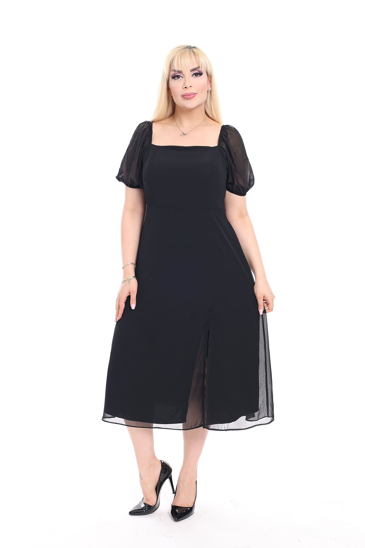 Kadın Büyük Beden Siyah Şifon Yırtmaçlı Yazlık Elbise 12K-2153