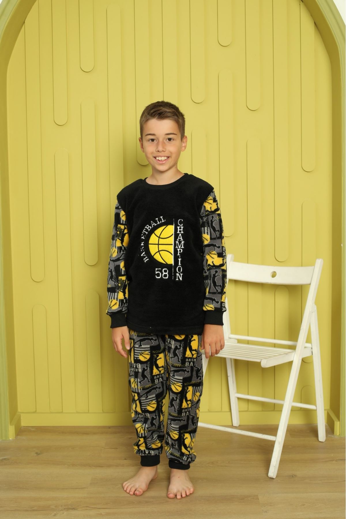 Erkek Çocuk Desenli Kışlık Welsoft Polar Pijama Takımı 5C-4551
