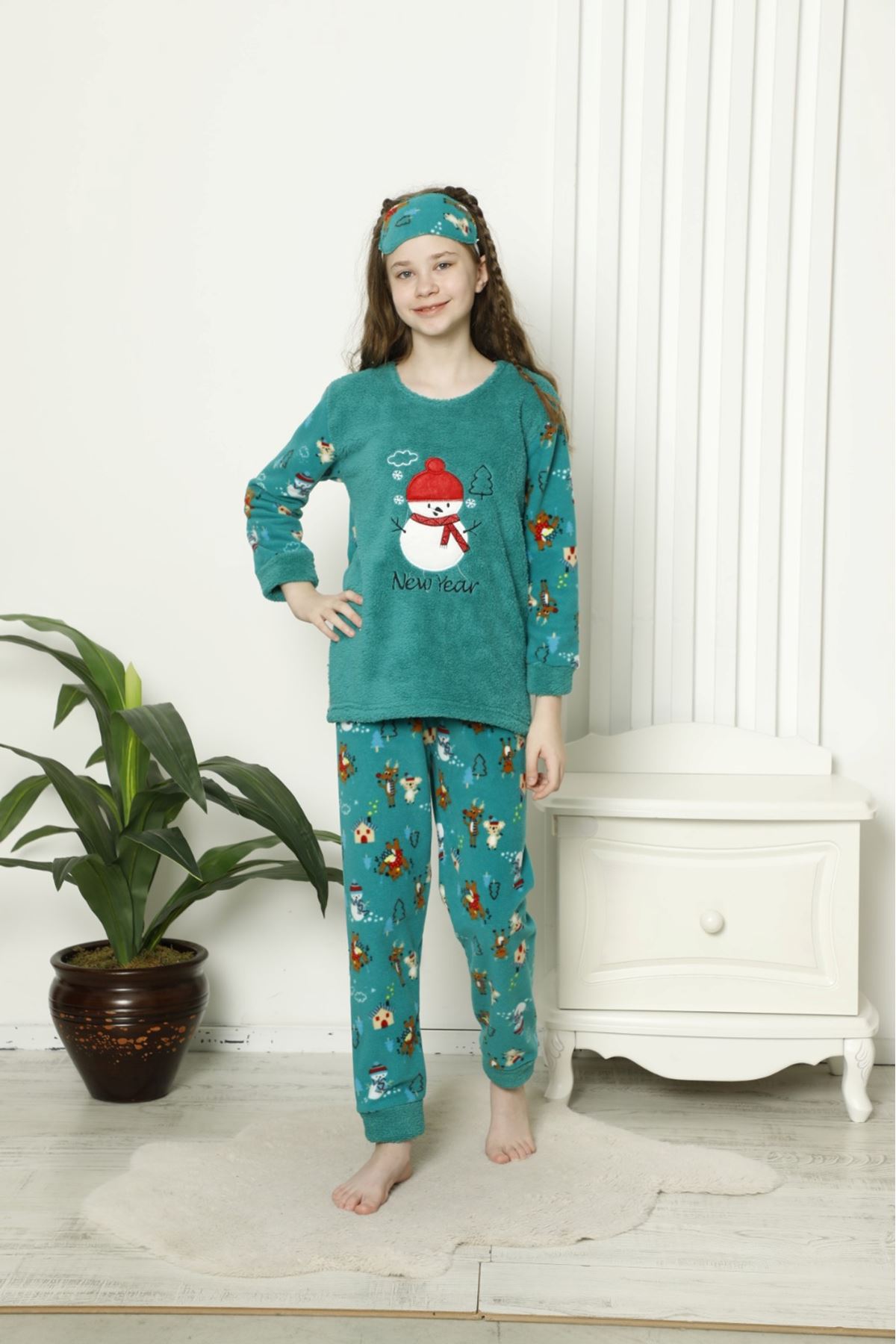 Çocuk Yeni Yıl Desenli Kışlık Welsoft Polar Pijama Takımı 6E-6006