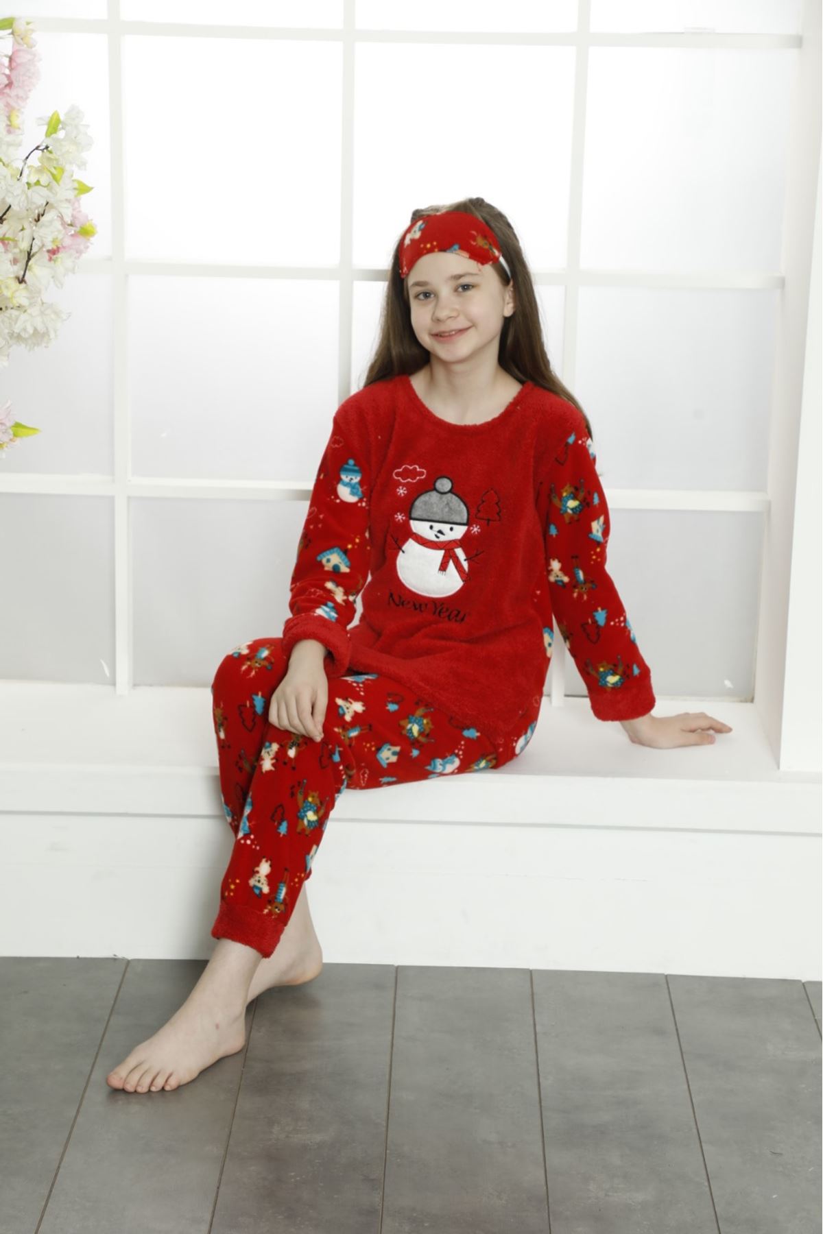 Çocuk Yeni Yıl Desenli Kışlık Welsoft Polar Pijama Takımı 7E-2350